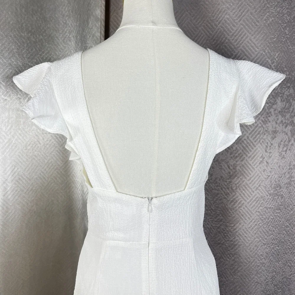 ASTR The Label White Textured Maxi Dress V-Neck Ruffle Sleeve ACDR100531 Small